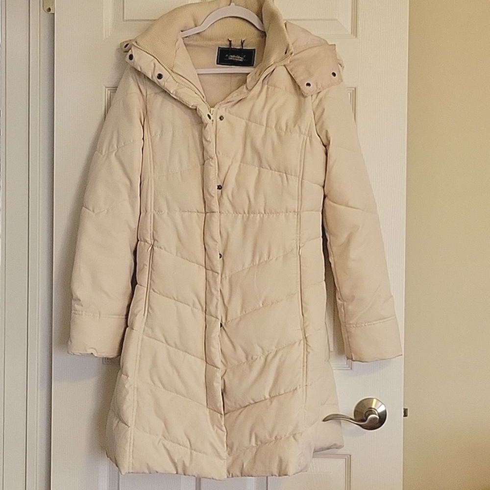 White puffer coat